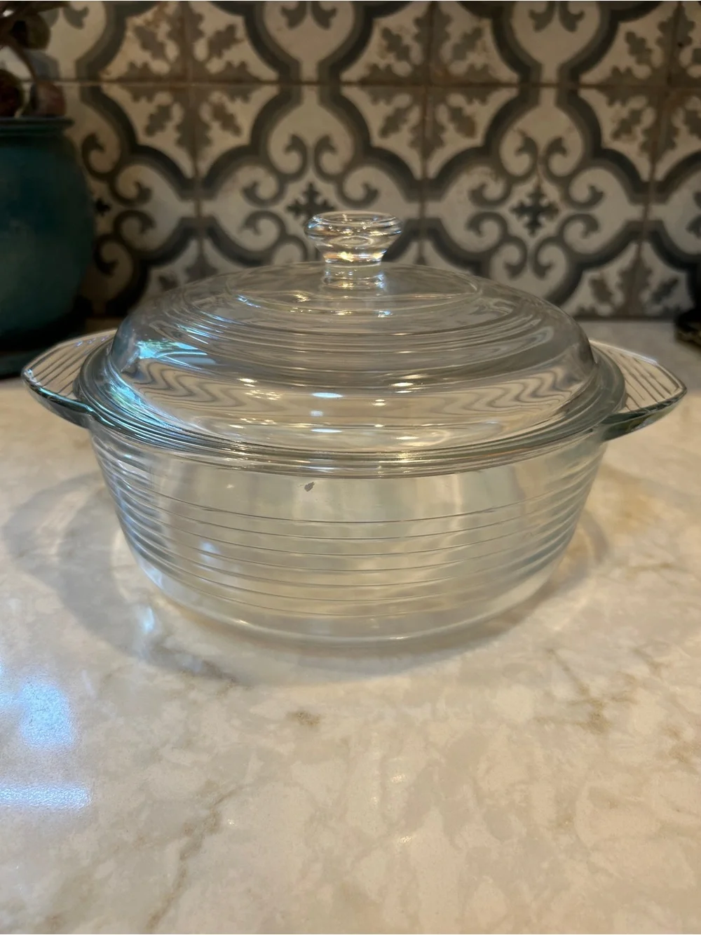 1990s Vintage Libbey Ribbed Glass Lidded Casserole Baking Dish- EUC
